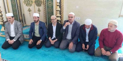 Selendi’de hacı adayları dualarla uğurlandı