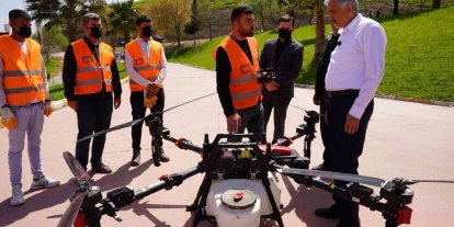Kahta Belediyesi’nden dron destekli ilaçlama
