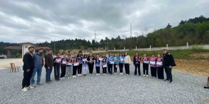 Küçük kızlarda Cumayeri şampiyon