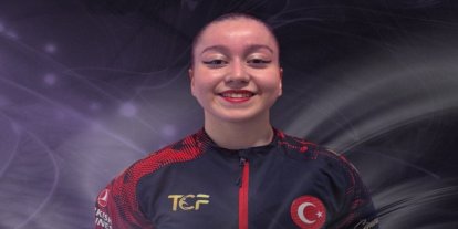 MCBÜ’lü Eylül Naz Aygör’den bronz madalya