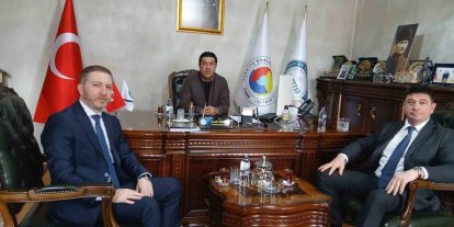 Kars’ta Türkiye-Azerbaycan ekonomik iş birliği masaya yatırıldı