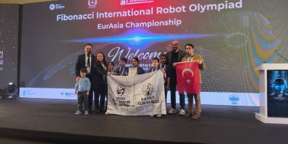 Hataylı öğrenciler uluslararası robot olimpiyatlarında büyük başarı elde etti
