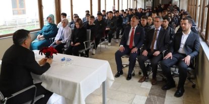 Bayburt Lisesi öğrencilerine kariyer tavsiyeleri verildi