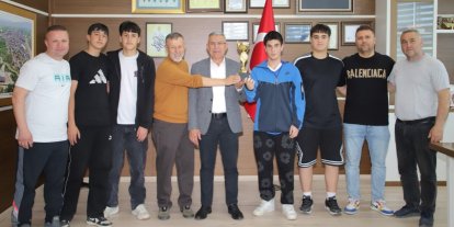 Köşk Belediye Doğanspor Hentbol Takımı Türkiye Şampiyonası’na hazır