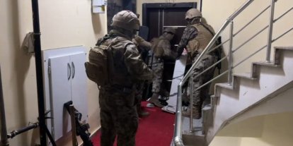 Tefecilere şafak operasyonu: Evden servet çıktı