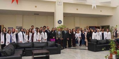 BŞEÜ’de Beyaz Önlük Giyme Töreni coşkuyla gerçekleşti