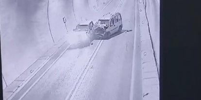 Artvin’de 7 kişinin yaralandığı tünel kazası kamerada