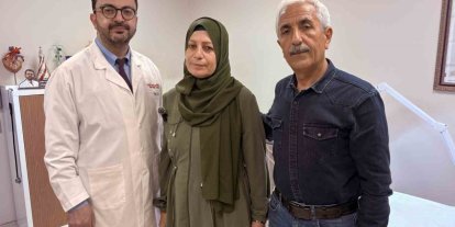 Kalbi üç kez duran hasta hayata döndü