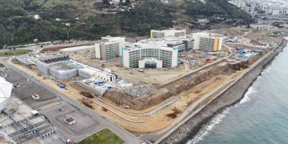 Trabzon Şehir Hastanesi inşaatında alt yapı çalışmaları sürüyor