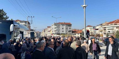 Tavşanlı’da Hacı adayları dualarla uğurlandı