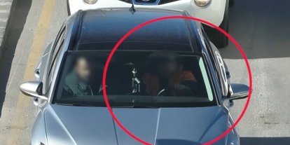 Dronu görünce emniyet kemerini taktılar