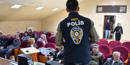 Ağrı’da öğrenci ve velilere SİBERAY semineri verildi