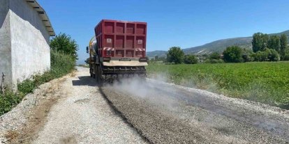Efeler Belediyesi yol yapım ve onarım çalışmalarını sürdürüyor