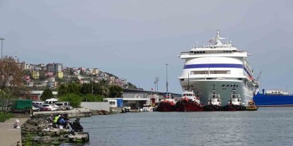 Rus turistler aylar sonra kruvaziyer ile Samsun’da