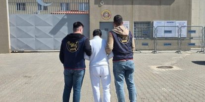Kesinleşmiş 15 yıl cezayla aranan şahıs yakalandı