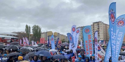 Eskişehir’de 1 Mayıs 2 bin kişi ile kutlandı