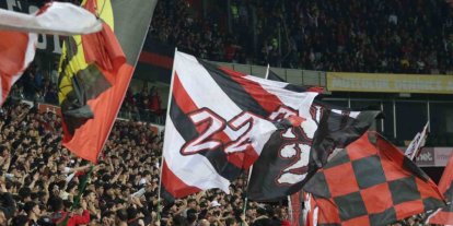 Eskişehirspor - Ayvalıkgücü biletleri 1 saatte tükendi
