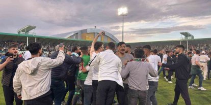 Iğdır’da Amed Sportif Faaliyler taraftarının şampiyonluk coşkusu