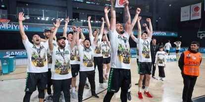 Türkiye Erkekler Basketbol 2. Lig’inde şampiyon Sakarya Büyükşehir oldu