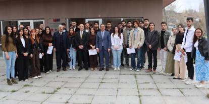 Kars'ta Yapay Zekâ Eğitimleri Tamamlandı