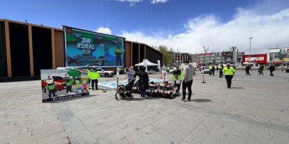 Erzincan’da uygulamalı trafik eğitimi verildi