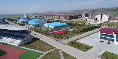 Kafkas Üniversitesi’nde Akreditasyon Gururu