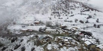 Mayısta kar sürprizi: Refahiye’de köyler beyaza büründü