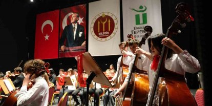 Çocuk Senfoni Orkestrası’nın konseri ayakta alkışlandı