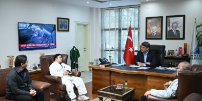 Başkan Kocaman’dan Kartepeli yıldızlara tam destek
