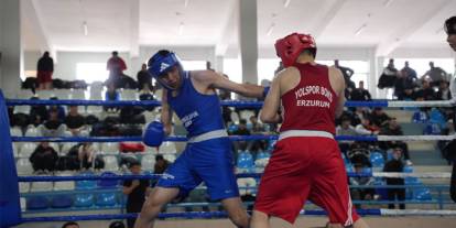 Kars’ta Gençler Türkiye Boks Şampiyonası Başladı