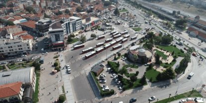 Büyükşehir Belediyesi yeni düzenlemeler ile toplu taşıma ağını rahatlatıyor