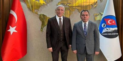 Eski Milletvekili Yunus Kılıç’tan Kars Belediyesi’ne Ziyaret