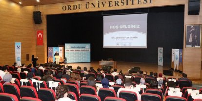 ODÜ’de "Türkiye Yüzyılı’nda Genç Temsili ve Karar Mekanizmaları" konferansı