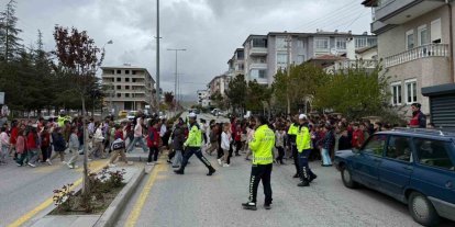 Develi’de çocuklara trafik eğitimi
