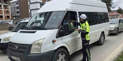 Kavak’ta trafik ekiplerinden bilinçlendirme çalışması