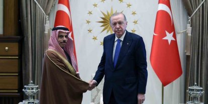 Cumhurbaşkanı Erdoğan, Suudi Arabistan Dışişleri Bakanı Ferhan’ı kabul etti
