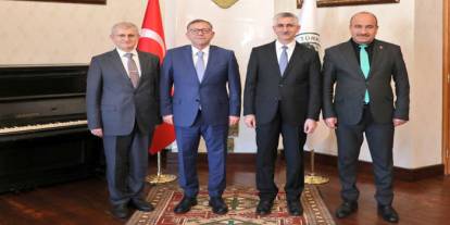 Eski Bakan Yardımcısı Nazif Yılmaz’dan Kars Valisi Ziya Polat’a Ziyaret