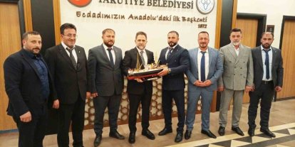 Emre Akoğan’dan Başkan Uçar’a ziyaret; Oto sanayi esnafına taziye evi müjdesi