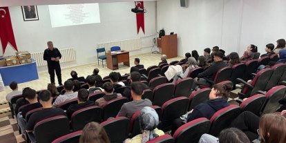 Hisarcık MYO’da  "İSG Kariyer Köprüsü: Okuldan Sahaya" başlıklı söyleşi düzenlendi