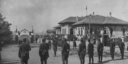 Çanakkale’yi TBMM’de temsil eden 92 kişi bu sergide yaşatılıyor