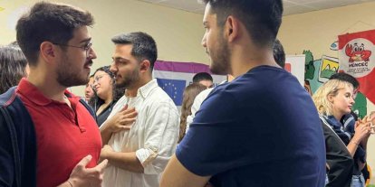 Menteşe’de kültür köprüsü: Gençler İngilizceyi yaşayarak öğreniyor