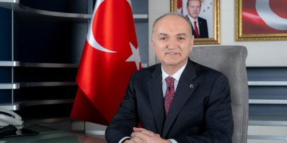 Başkan Özlü "Anne sevgisinin bu dünyada hiçbir karşılığı olamaz"