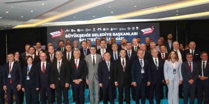 CHP’li Büyükşehir Belediye Başkanları Balıkesir’de buluştu