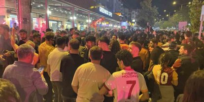 Galatasaray’ın şampiyonluğu Bursa’da kutlandı