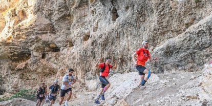 Mersin’de Ultra Maraton heyecanı: Sporcular antik kentler arasında yarıştı
