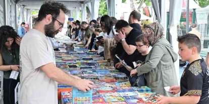 Manisa Kitap Fuarı yoğun ilgiyle devam ediyor