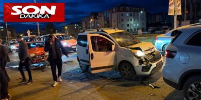 Kars'ta Zincirleme Trafik Kazası