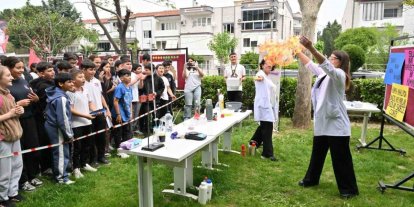 Manisa’da öğrenciler bahar şenliği ile geleceğe çiçek açtı