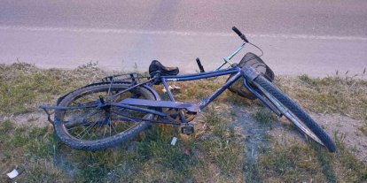Motosikletle bisikletin çarpıştığı kazada 2 kişi yaralandı