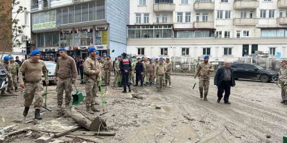 Havza’daki selde ekipler seferber oldu: Bin 63 personel sahada